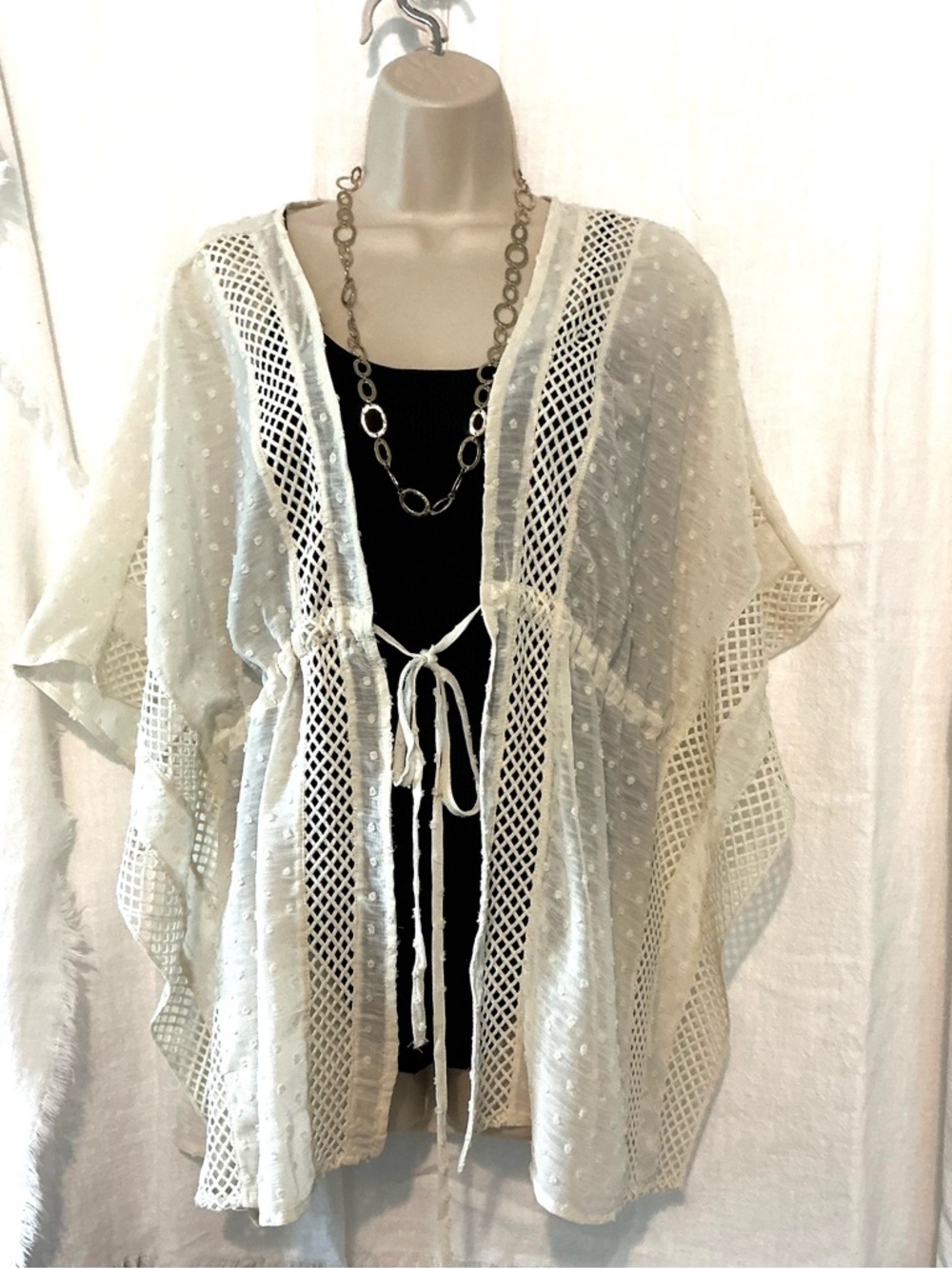 Listicle Cream Crochet-Trim Kimono Tunic